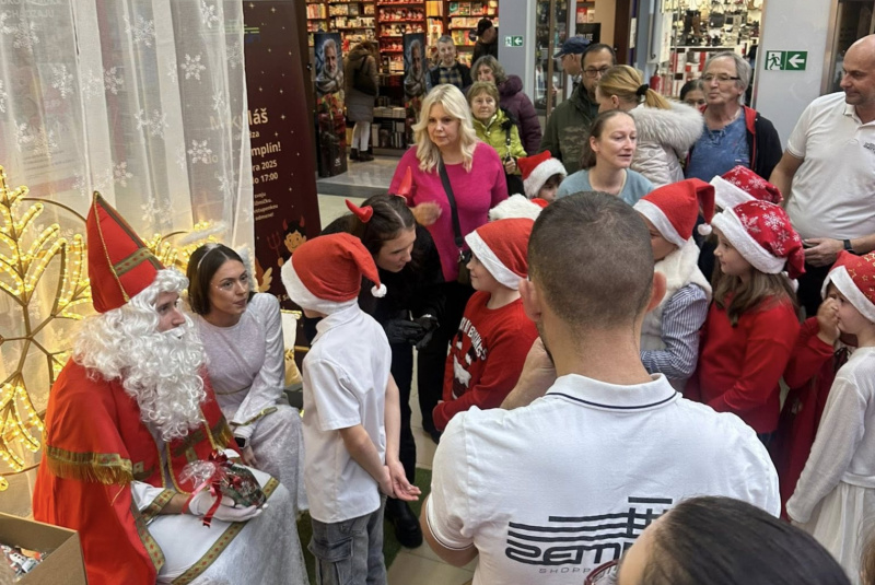 Podujatia / Mikuláš v OC Zemplín - foto