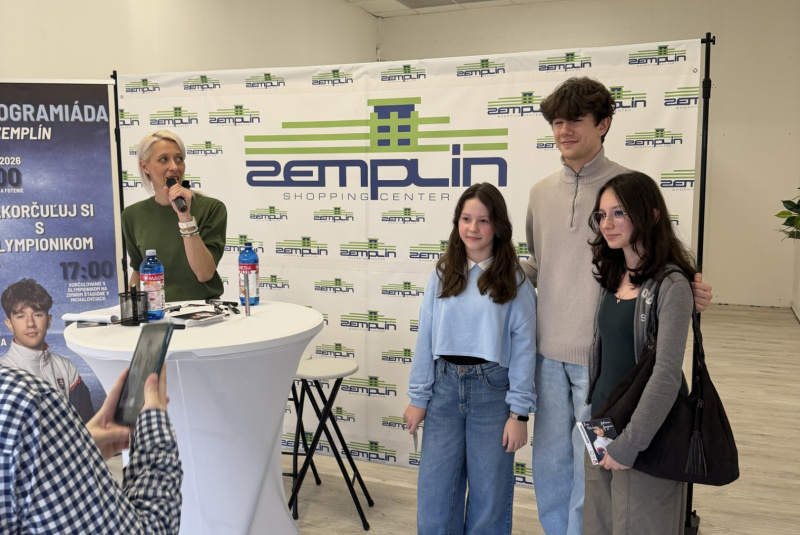Podujatia / Autogramiáda + Zakorčuľuj si s olympionikom - Adam Hagara - foto