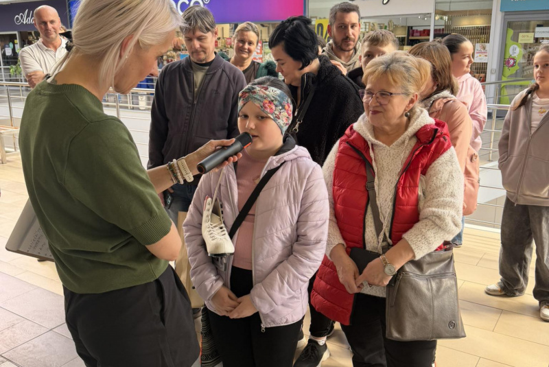 Podujatia / Autogramiáda + Zakorčuľuj si s olympionikom - Adam Hagara - foto