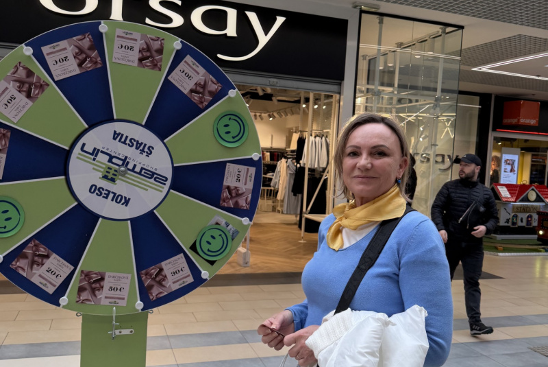 Podujatia / Koleso šťastia - 18. narodeniny OC Zemplín - foto